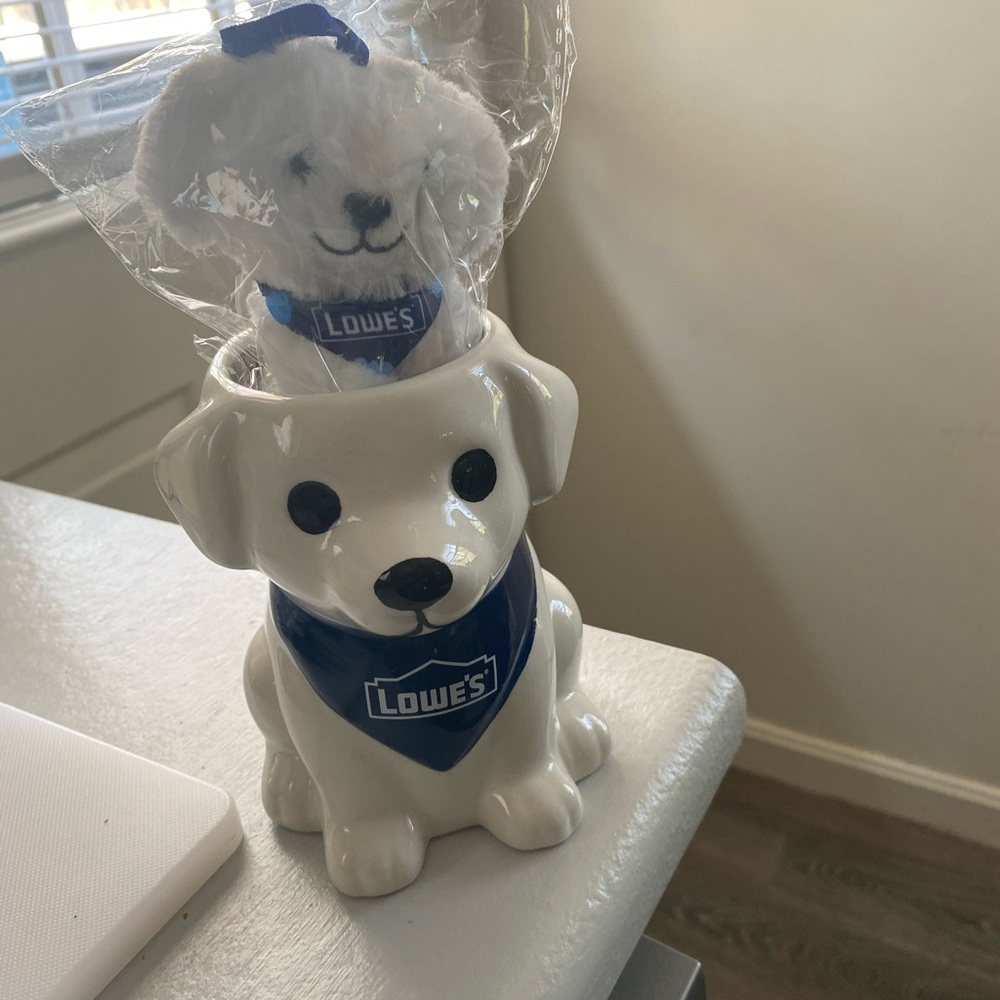 Lowe's White Ceramic Puppy Collectible Puppy Planter  with Plush keychain